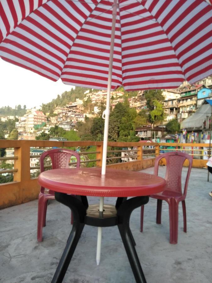 Lotus Homestay Νταρτζίλινγκ Εξωτερικό φωτογραφία